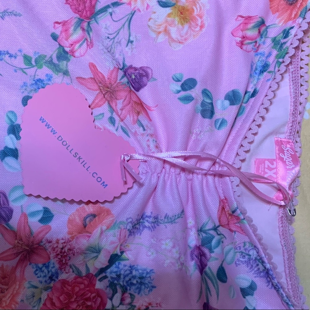 NWT / Sugarthrillz off shoulder floral top - Picture 4 of 4